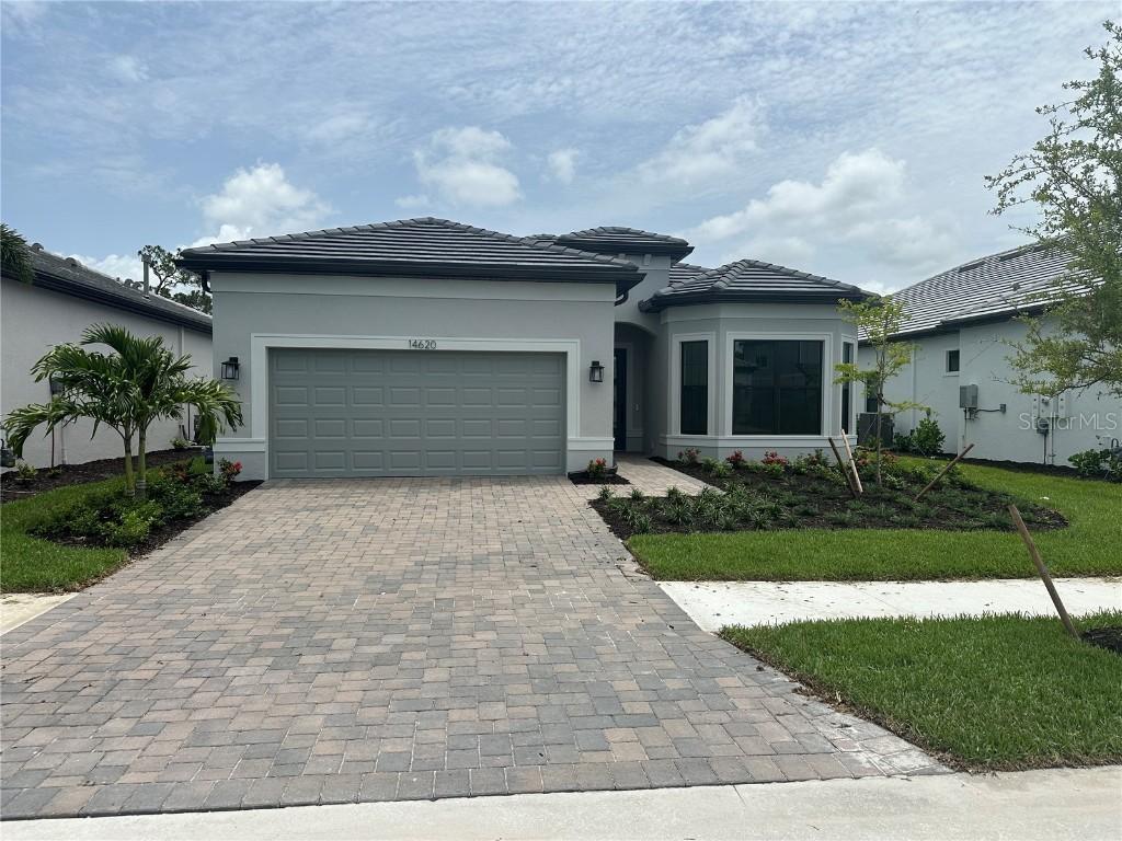 14620 Eagle Branch Dr., Nokomis, FL 34275