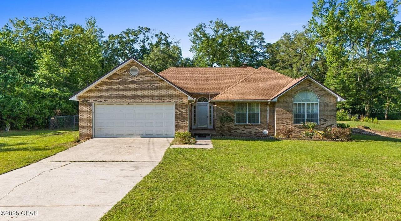 1627 Oakgrove Rd., Chipley, FL 32428