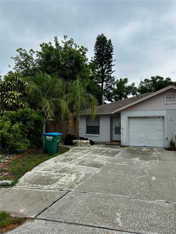 2685 Macklin Ct., Palm Harbor, FL 34684