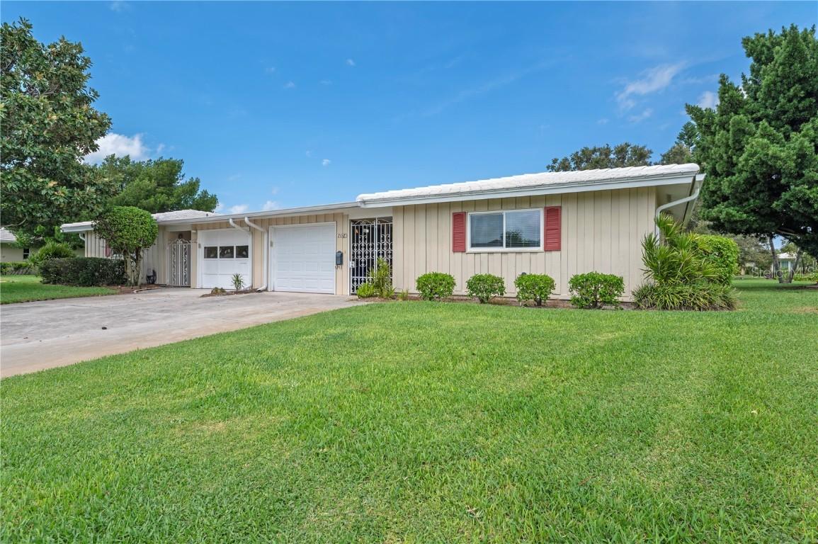 7118 11th Ave., Bradenton, FL 34209