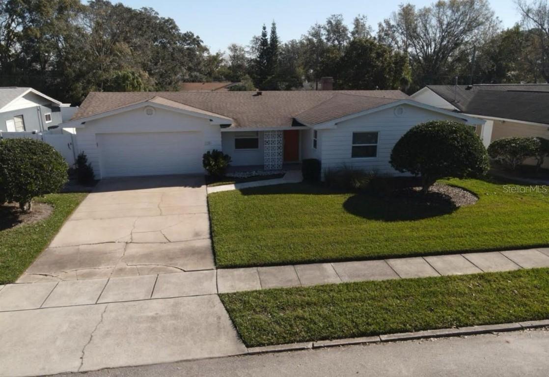 220 N Ranger Blvd., Winter Park, FL 32792
