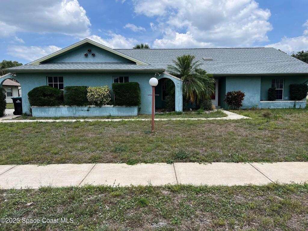 949 Plymouth Ct., Palm Bay, FL 32907