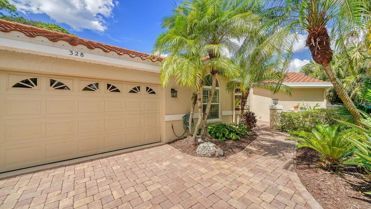 328 Woods Point Rd., Osprey, FL 34229