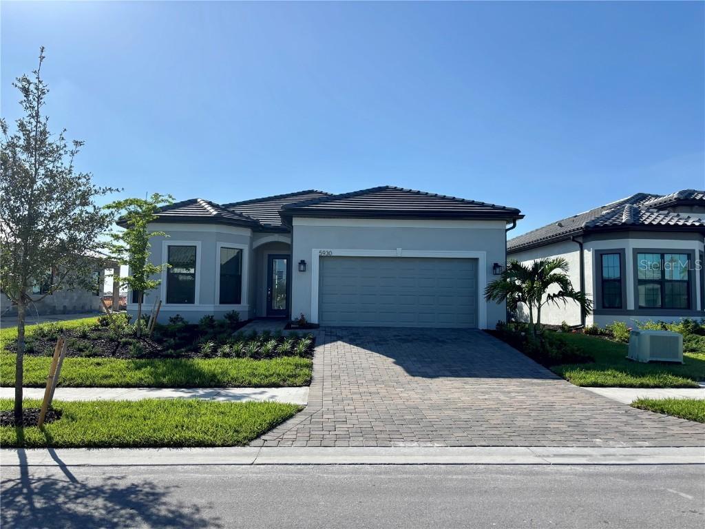 5930 Talon Preserve Dr., Nokomis, FL 34275