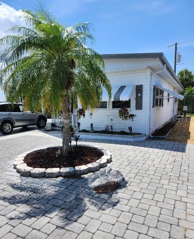 2206 Minnesota Ave., Bradenton, FL 34207