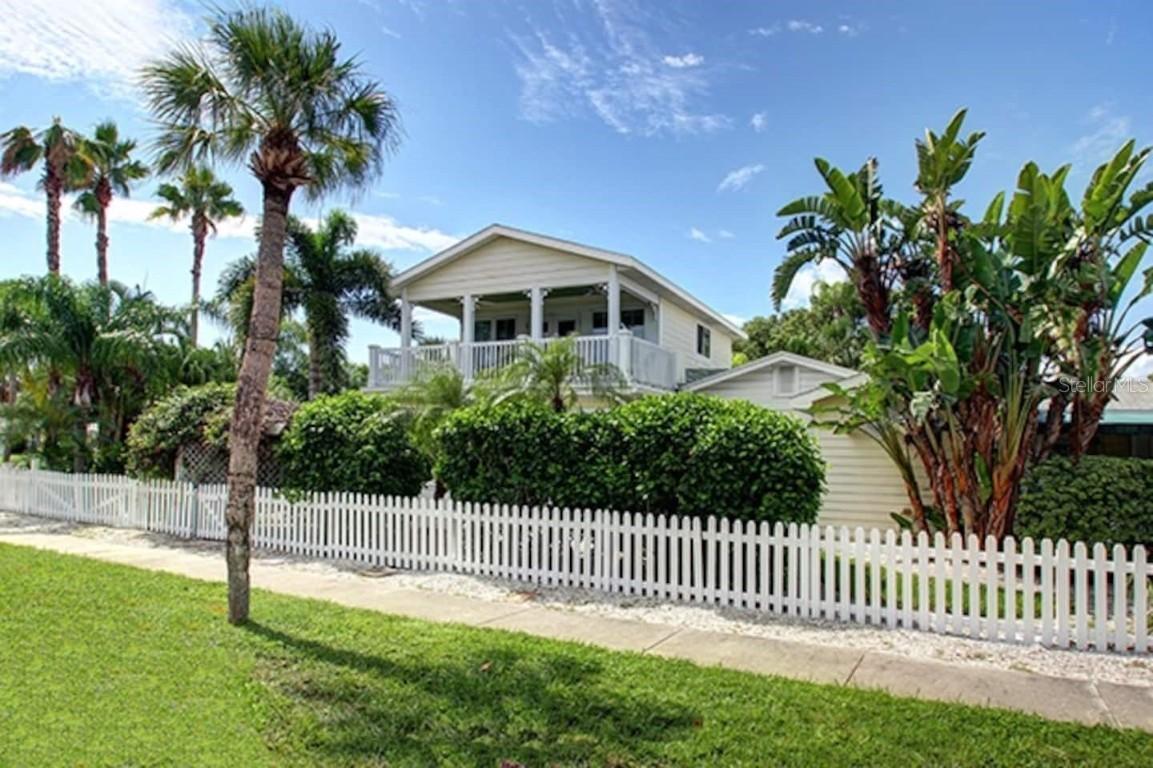 1044 Bay Esplanade, Clearwater Beach, FL 33767
