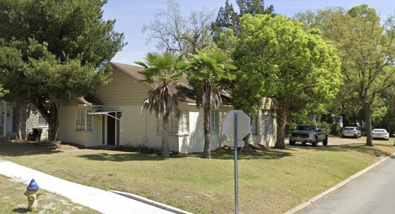 325 SW 12th St., Gainesville, FL 32601