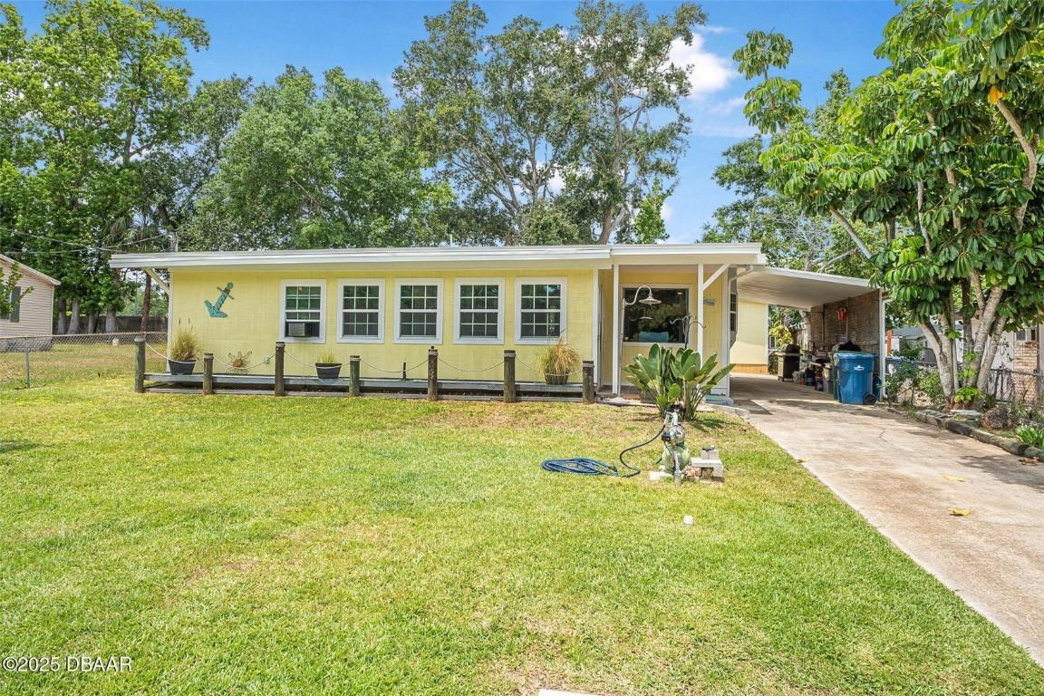 1055 June Ter., Daytona Beach, FL 32119