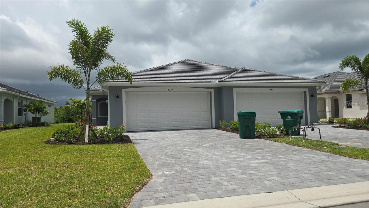 8477 Shore Lake Dr., Englewood, FL 34224