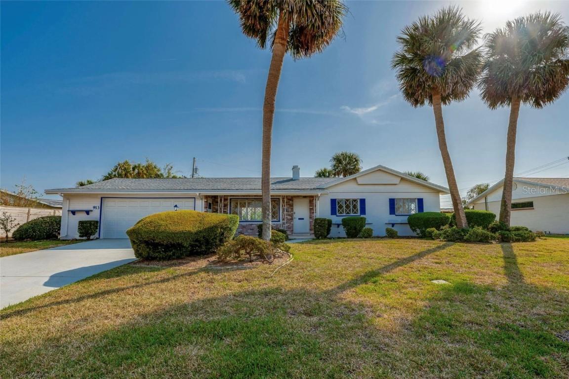 913 Stanford Ave., Ormond Beach, FL 32176