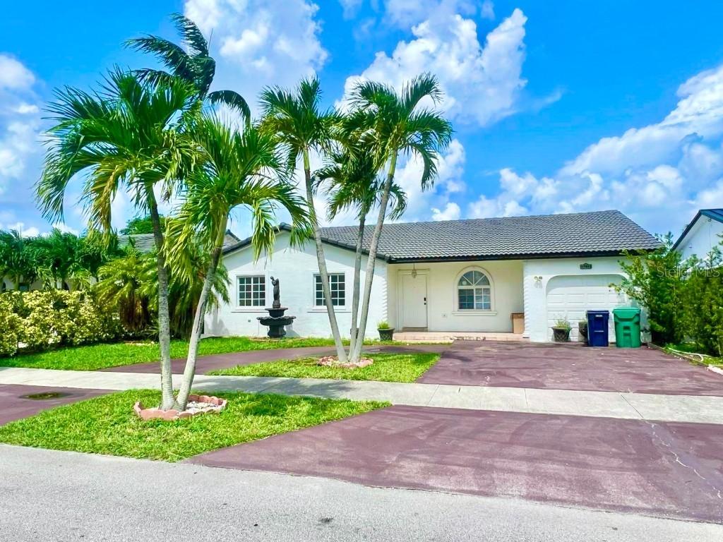 17803 SW 152nd Pl., Miami, FL 33187