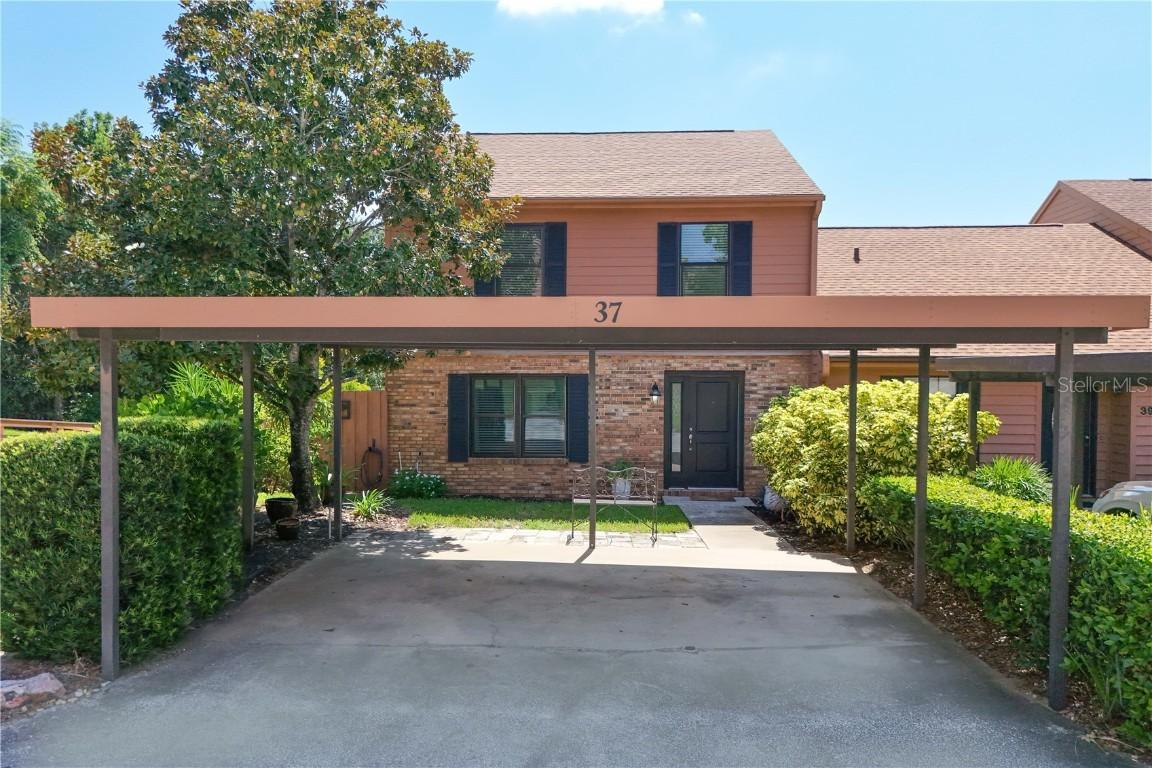 37 Cove Ln., Eustis, FL 32726