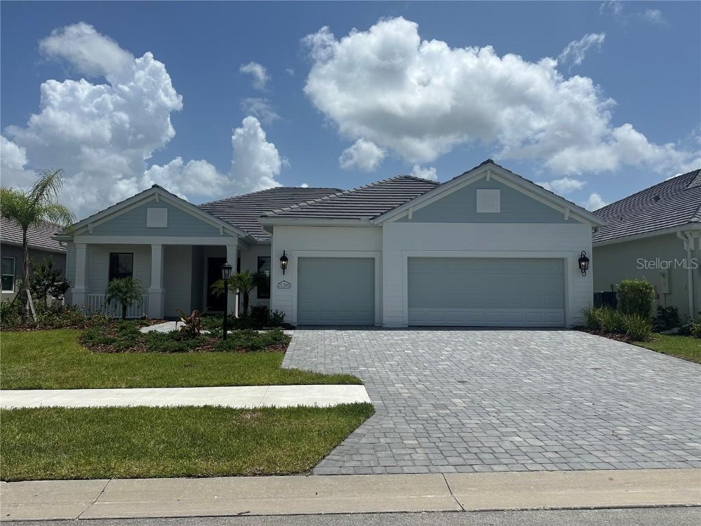 21292 Holmes Cir., Venice, FL 34293