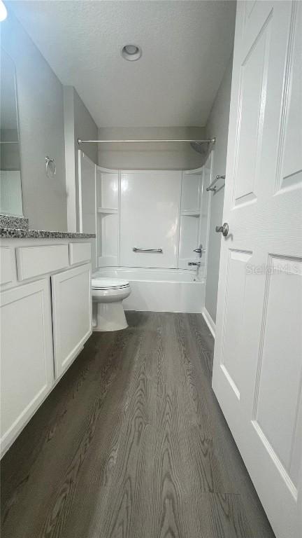928 Nuthatch Ave., The Villages, FL 32163