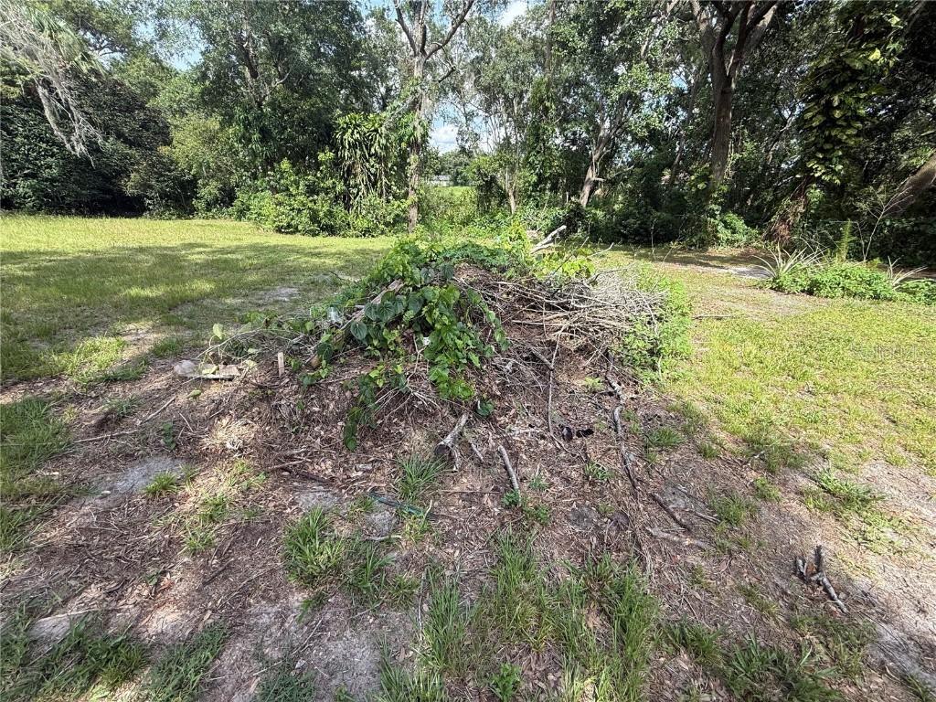 Bay Ave., Kissimmee, FL 34744