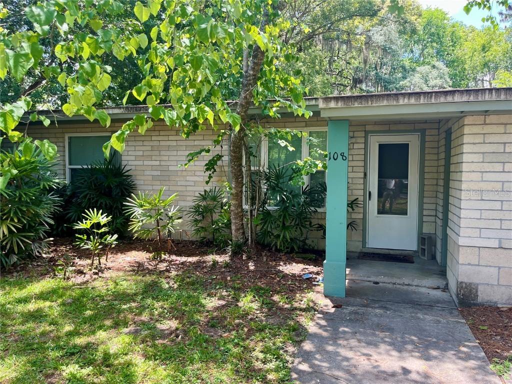 108 SW 26th St., Gainesville, FL 32607