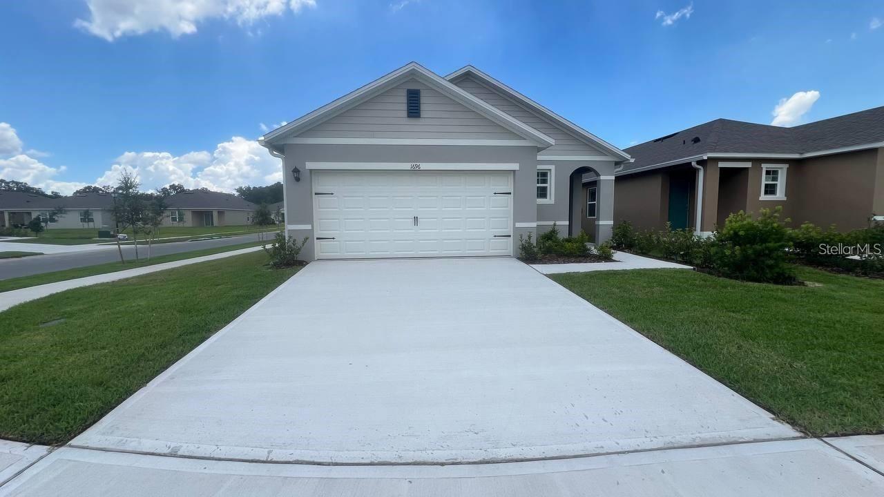 1696 Badger Creek Rd., Kissimmee, FL 34744