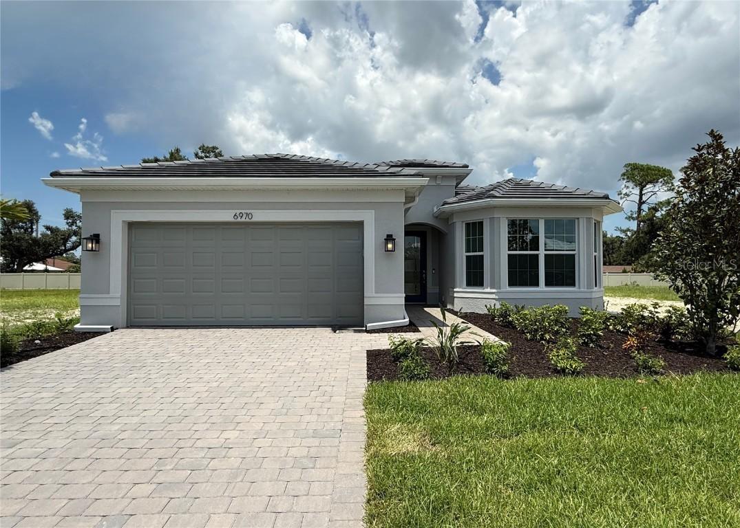 6970 Minneola Ct., Nokomis, FL 34275
