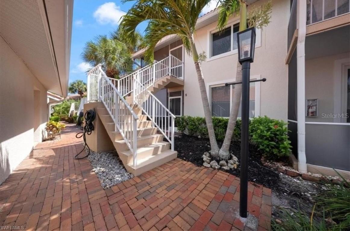 2285 Hidden Lake Dr. Dr. #3606, Naples, FL 34112
