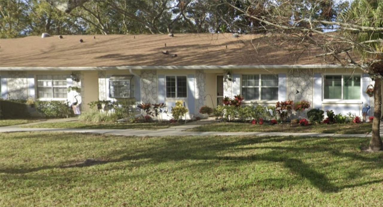 2225 Lark Cir. #D, Palm Harbor, FL 34684