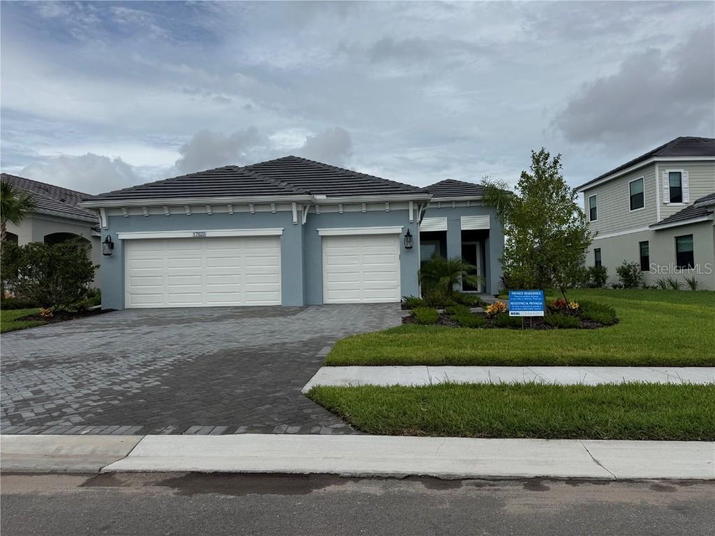17629 Meandering Palms Crossing, Bradenton, FL 34212