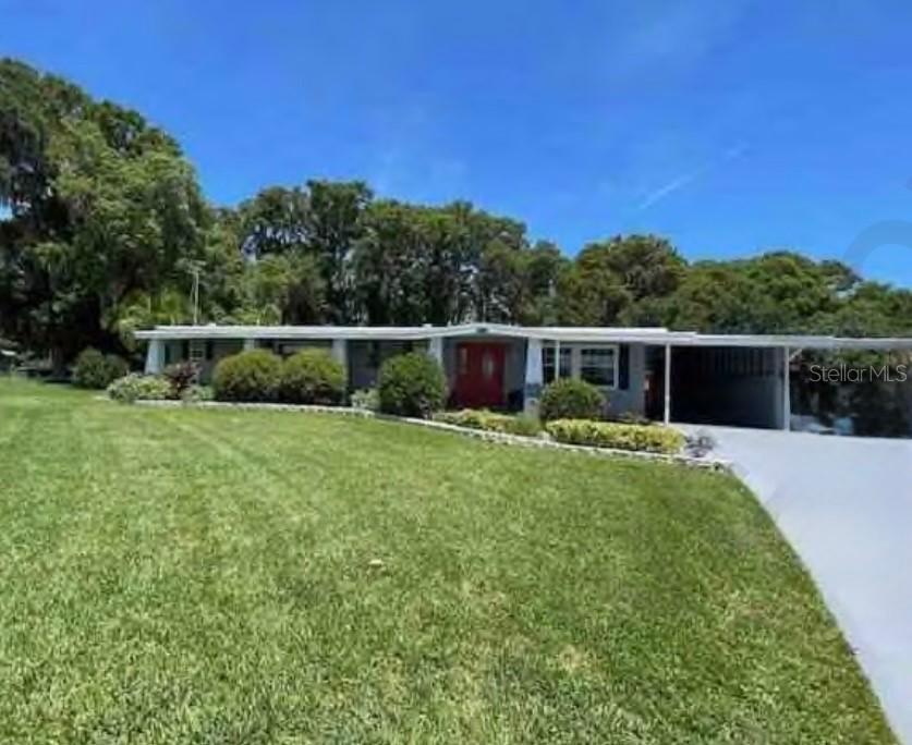 [Address Hidden by Seller], Tavares, FL 32778