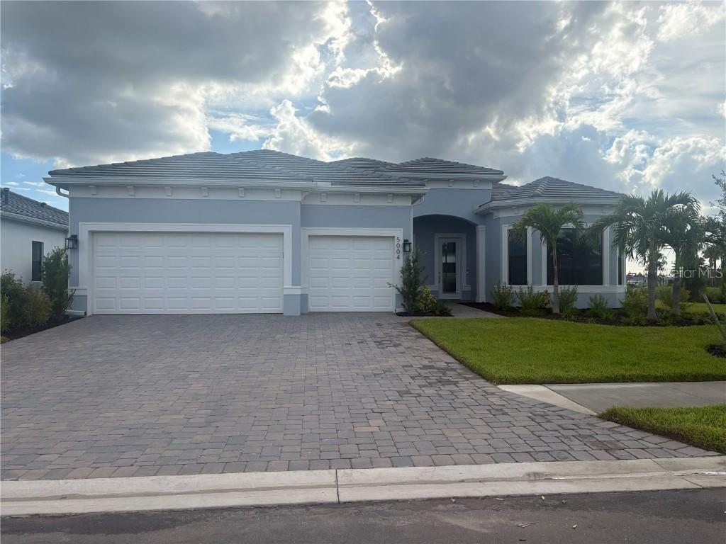5004 Stoney Point Glenn, Lakewood Ranch, FL 34211