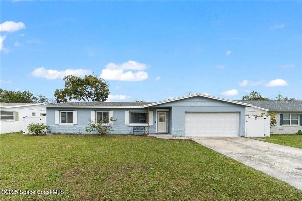 310 Hickory Ave., Merritt Island, FL 32953