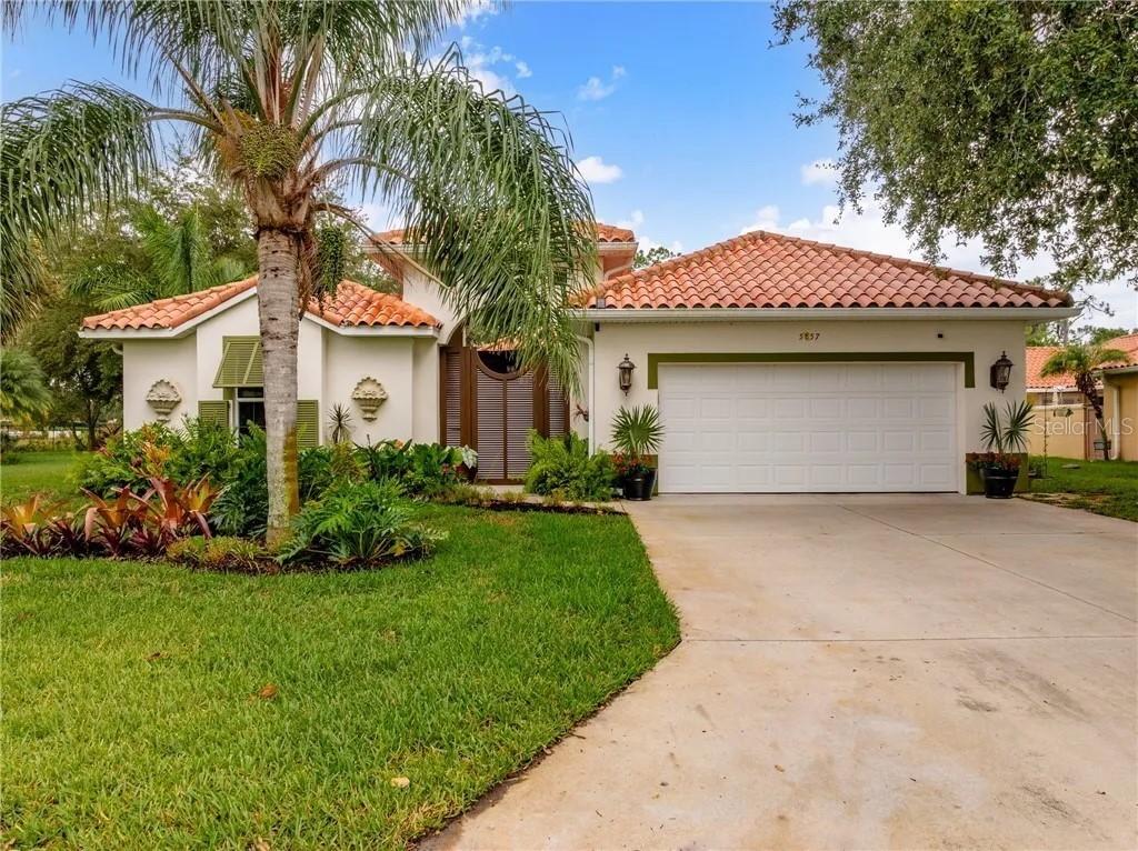 5857 Pine Ridge Cir., Vero Beach, FL 32967