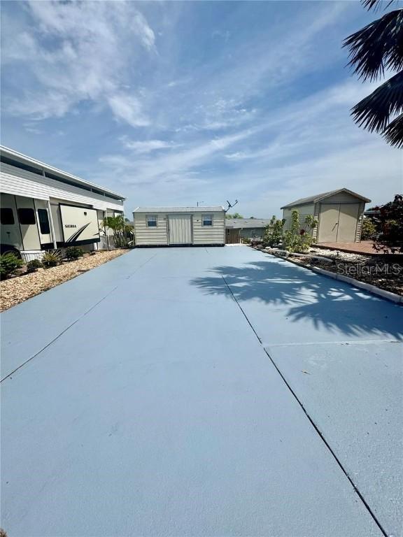 319 Broken Woods Blvd., Davenport, FL 33837