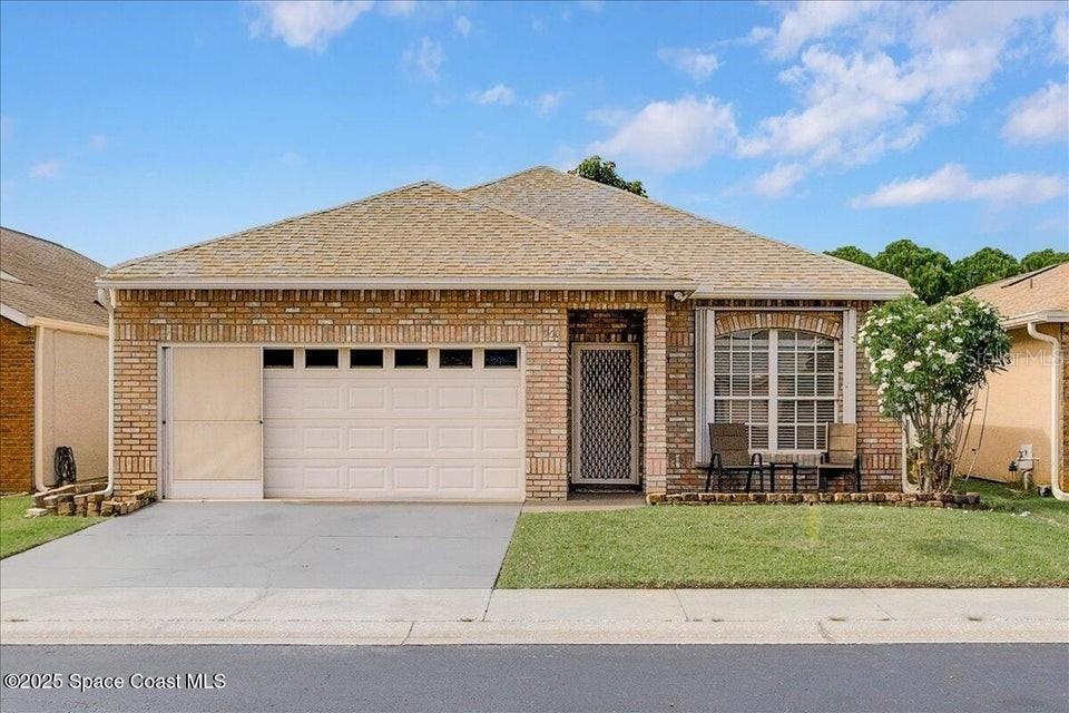960 Cross Lake Dr., Melbourne, FL 32901