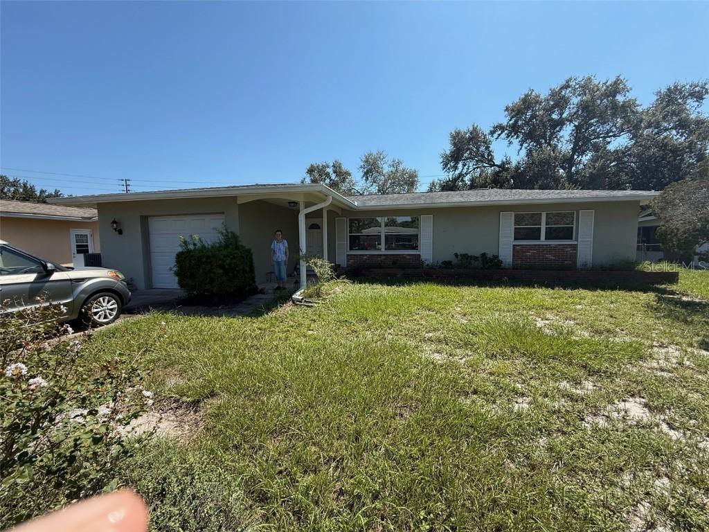 13740 94th Ave., Seminole, FL 33776