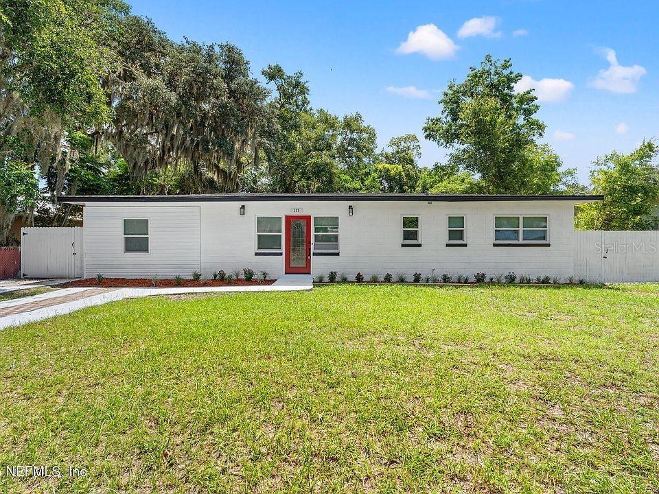 111 Ashley Dr., Palatka, FL 32177
