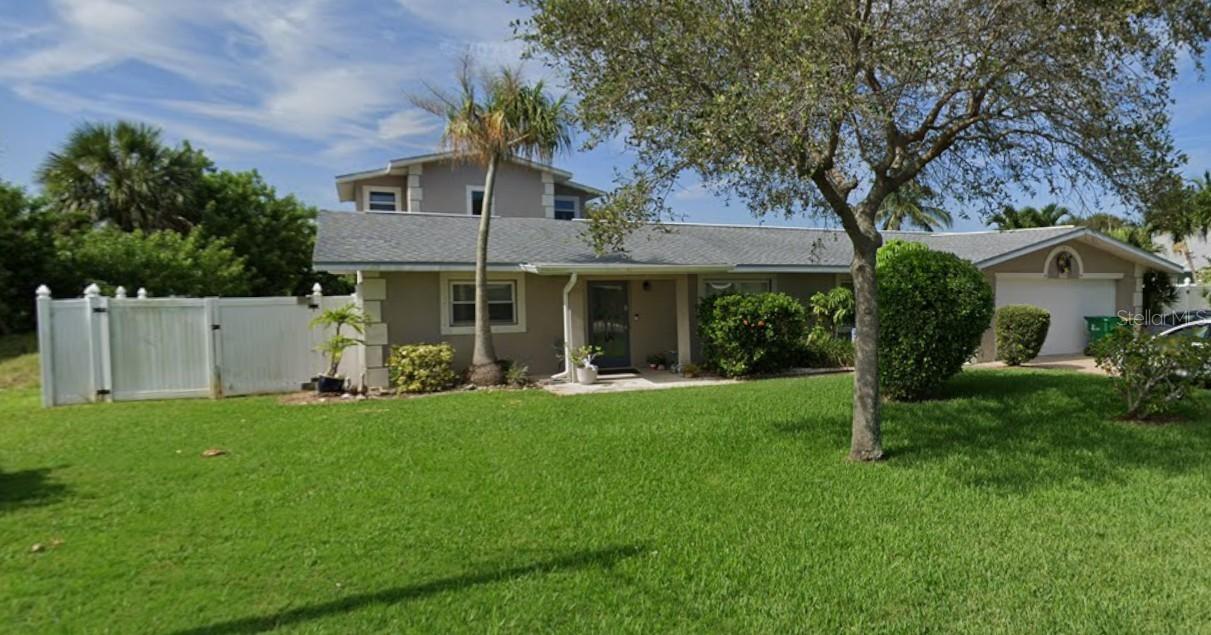1529 Bay Shore Dr., Cocoa Beach, FL 32931