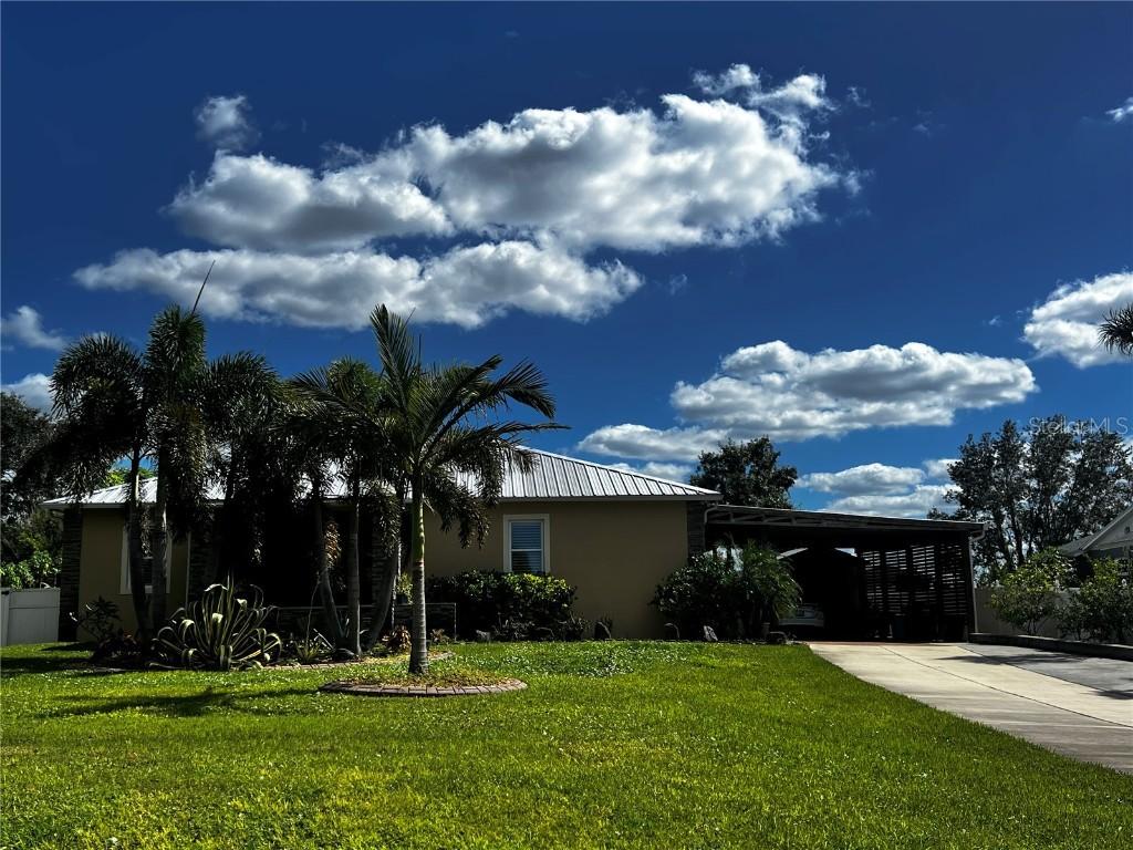 2628 River Bend Dr., Ruskin, FL 33570