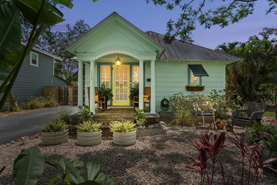 111 29th St., Bradenton, FL 34205