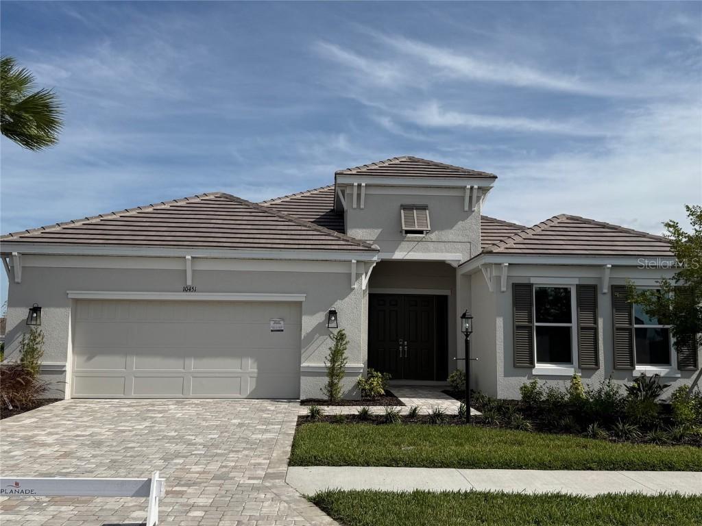 10451 Eclipse St., Sarasota, FL 34241