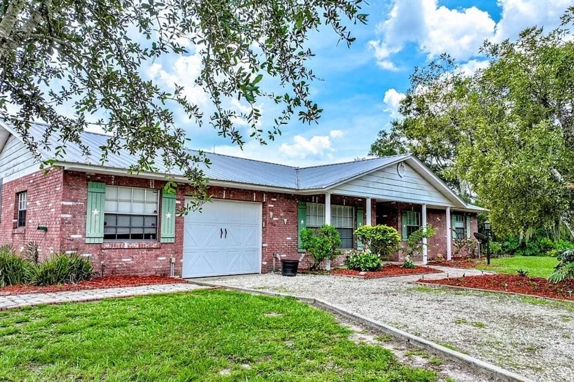 4556 E Avon Pines Rd., Avon Park, FL 33825