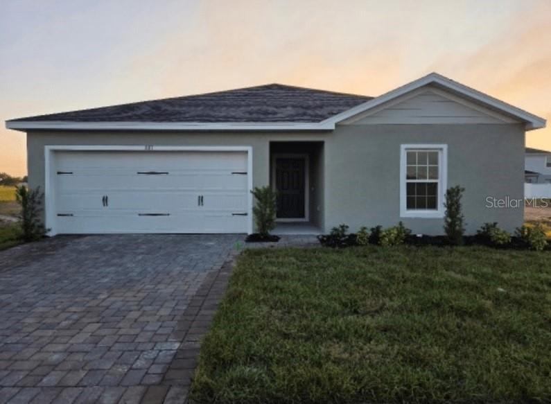 803 Cantaberry Dr., Dundee, FL 33838