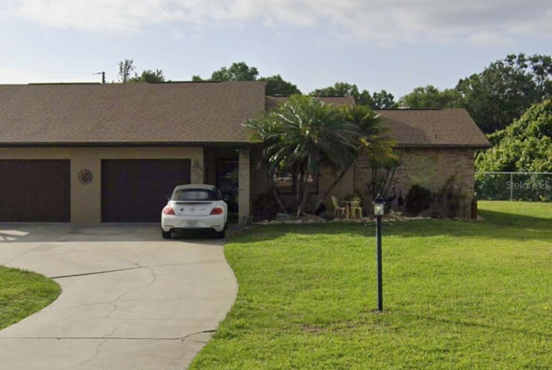 2500 Hidden Creek Cir., Sebring, FL 33870