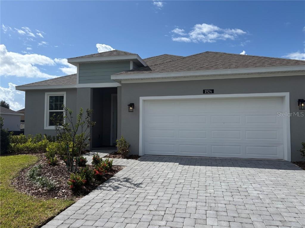 1924 Columbus Path, St Cloud, FL 34771