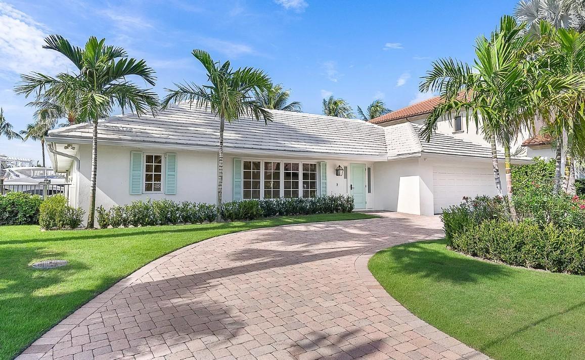 1071 Gulfstream Way, Riviera Beach, FL 33404