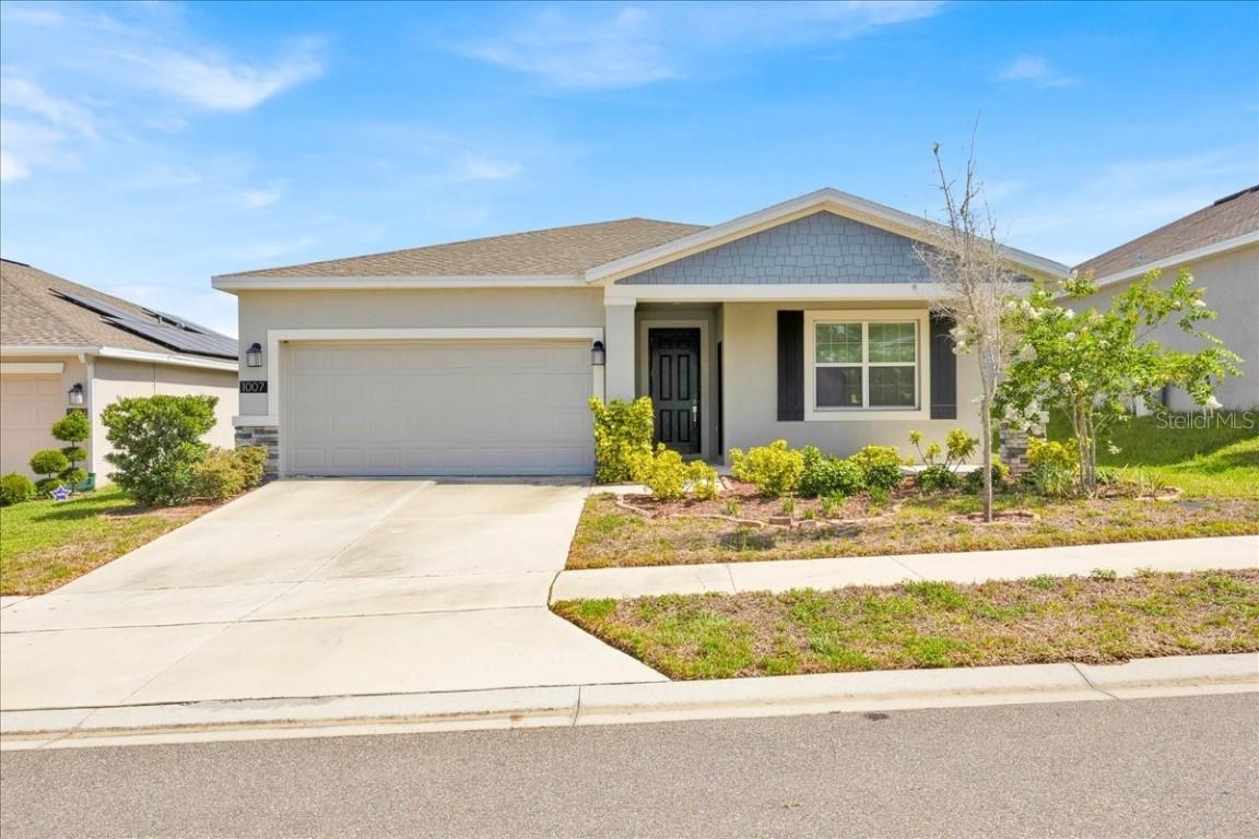 1007 Theodore St., Davenport, FL 33837