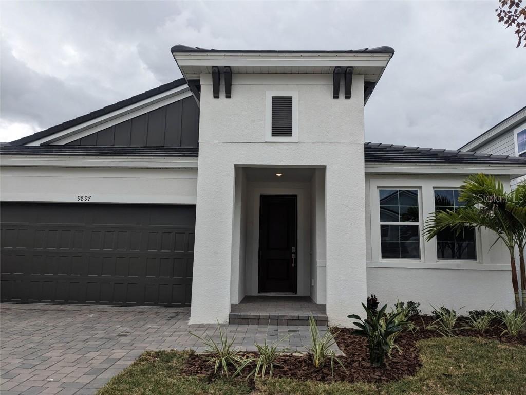 9897 Surrey Rose Dr., San Antonio, FL 33576