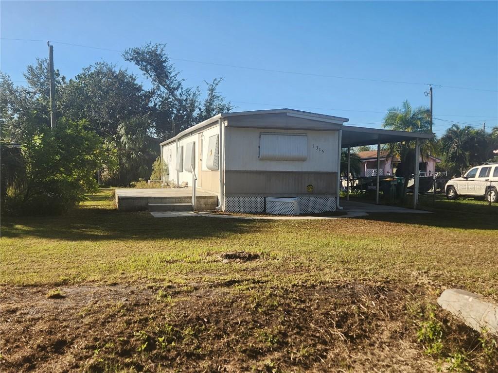 1315 Hickory Ave., Punta Gorda, FL 33950