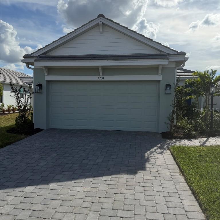 3231 Alba Cir., Bradenton, FL 34211