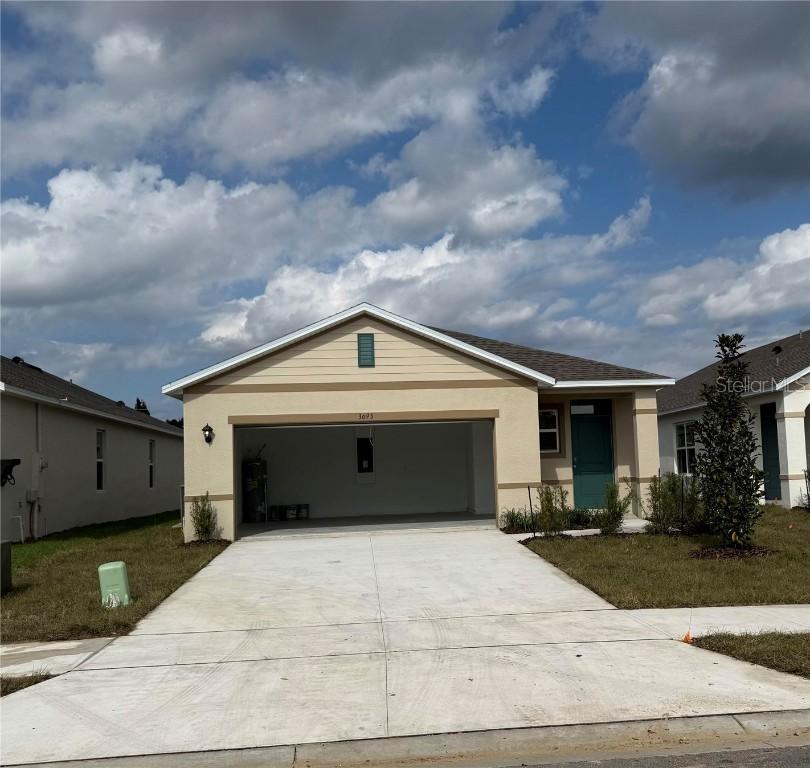 3693 Salvia Ct., Tavares, FL 32778