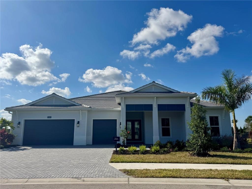 17507 Fairwinds Dr., Lakewood Ranch, FL 34202