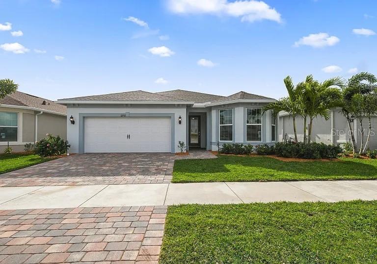 2622 Serenity Garden Dr., Kissimmee, FL 34744