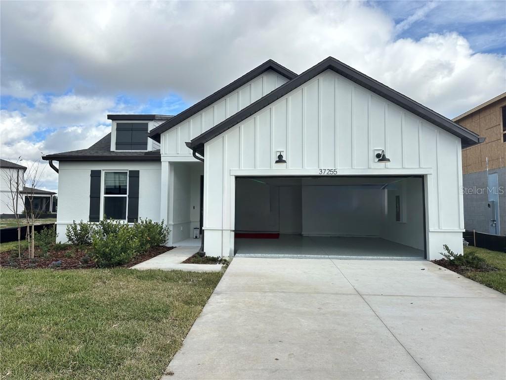 37255 Clinch Cir., Zephyrhills, FL 33540